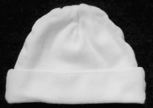 Mutsje wit 38 cm omvang