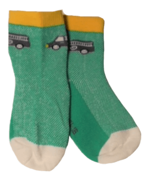 Baby zomersokjes groen met grijze brandweer auto 6-12 maanden nieuw