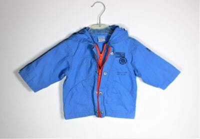 Dirkje baby regenjasje blauw maatje 68 - Afbeelding 3