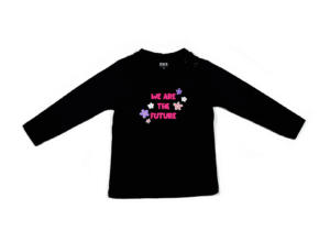 Zwart shirtje met tekst: We are the future en bloemetjes maatje 74
