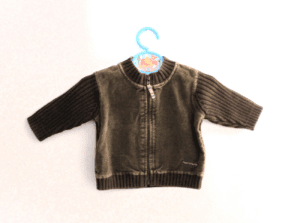 H&M donkerbruin vestje met gebreide mouwtjes en achterkant maatje 62
