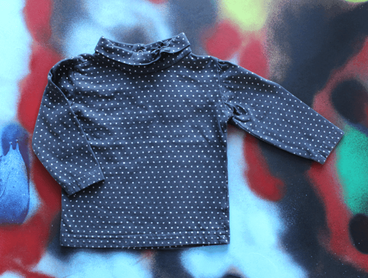 Zeeman shirtje zwart met all over patroon maatje 74