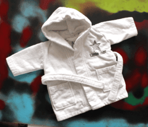 Petit Villain badjas Little Star wit maatje 56