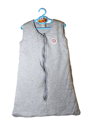 Tweedehands baby slaapzakje grijs met egeltje 70 cm