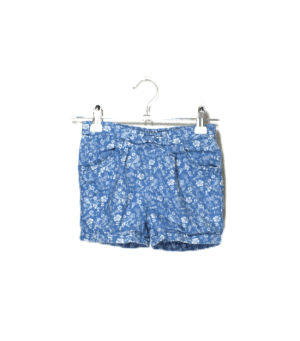 Pusblu girls korte broek blauw met all over patroon van witte bloemen maat 92