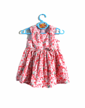 Fleurig jurkje met rood en roze bloemenpatroon van H&M maatje 68
